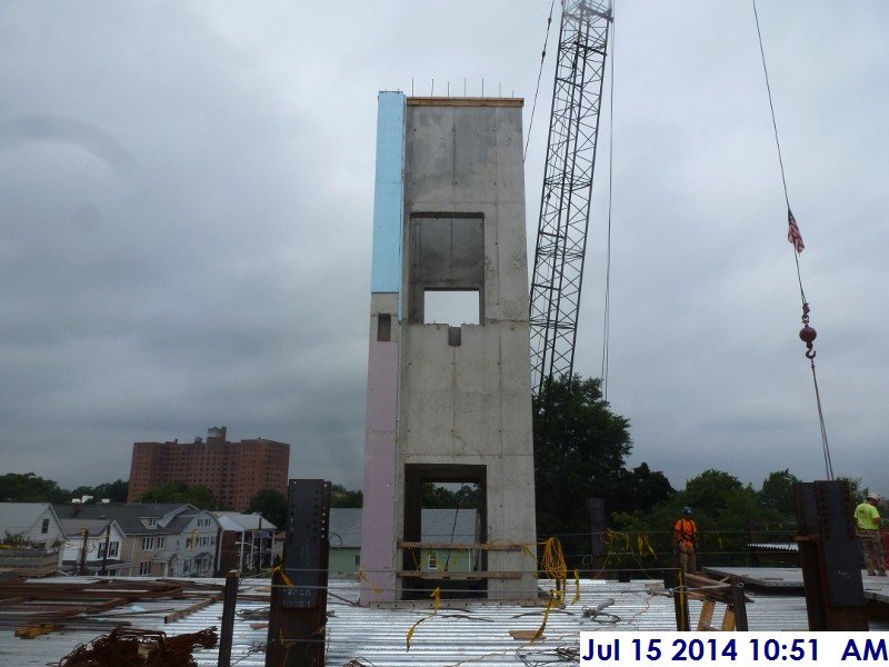 Stripped shear walls at Elev. 5,6 (3rd and 4th Floor) Facing North (800x600)